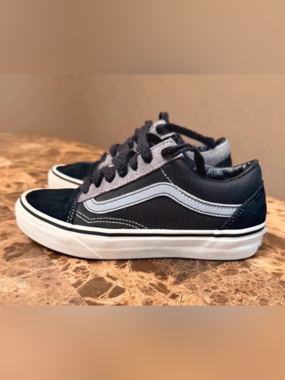 Vans Kids' Black & Gray Low-Top Skate Sneakers